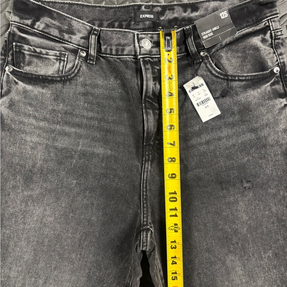 Express NWT Straight Ankle High Rise Jeans 12S Black Wash Distressed - Picture 11 of 16